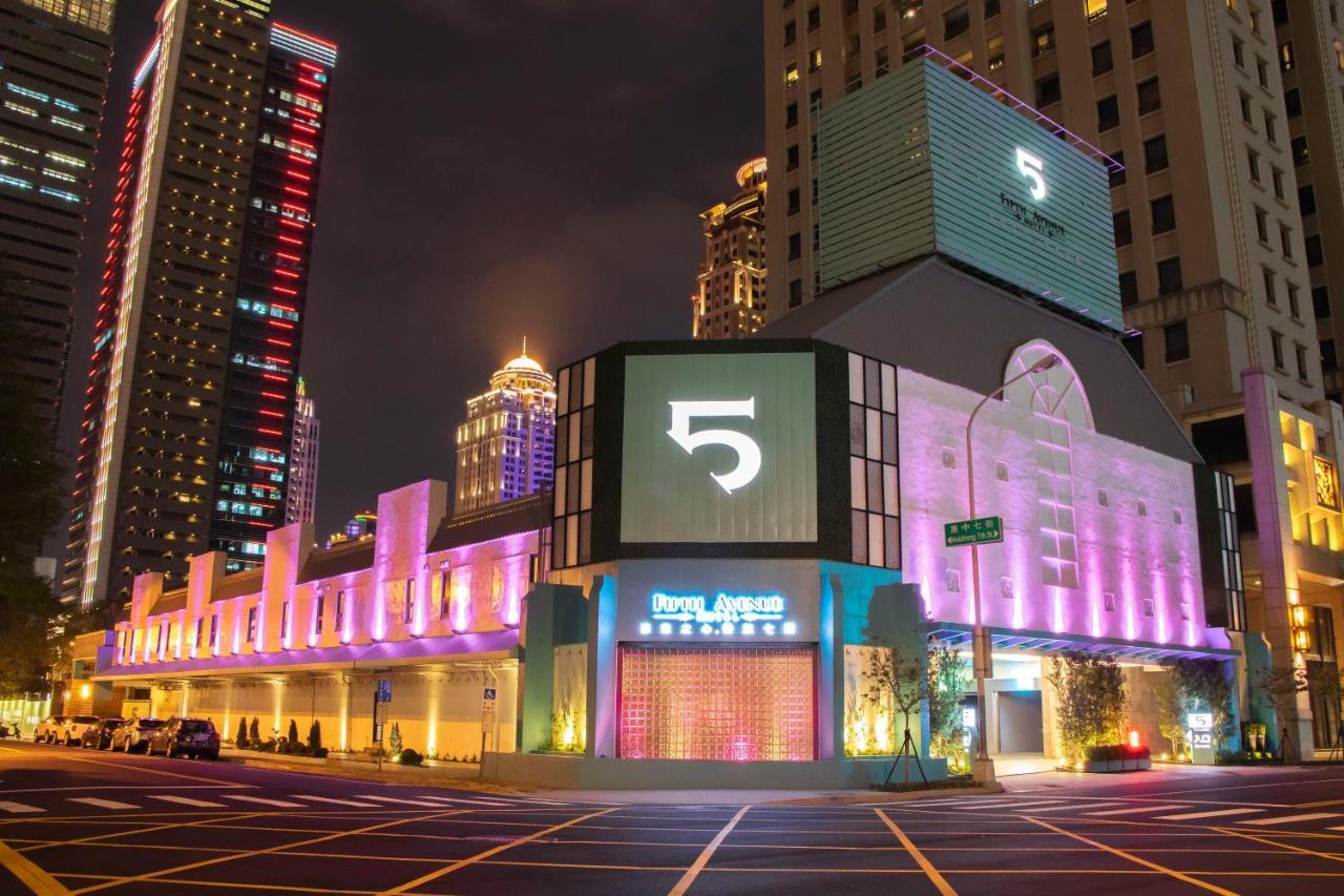 Fifth Avenue Motel Taichung Exterior foto